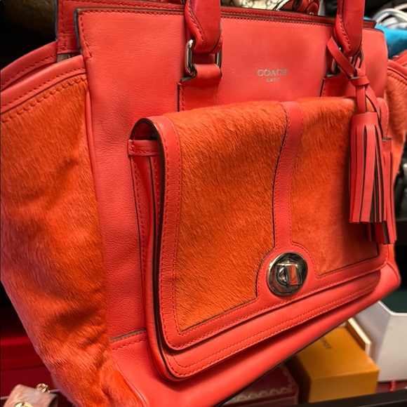 Coach Red Peach Satchel with Turnlock Closure and Tassel cowhide front - Picture 2 of 7